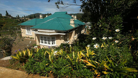 Colonial Holiday Bungalow Senani